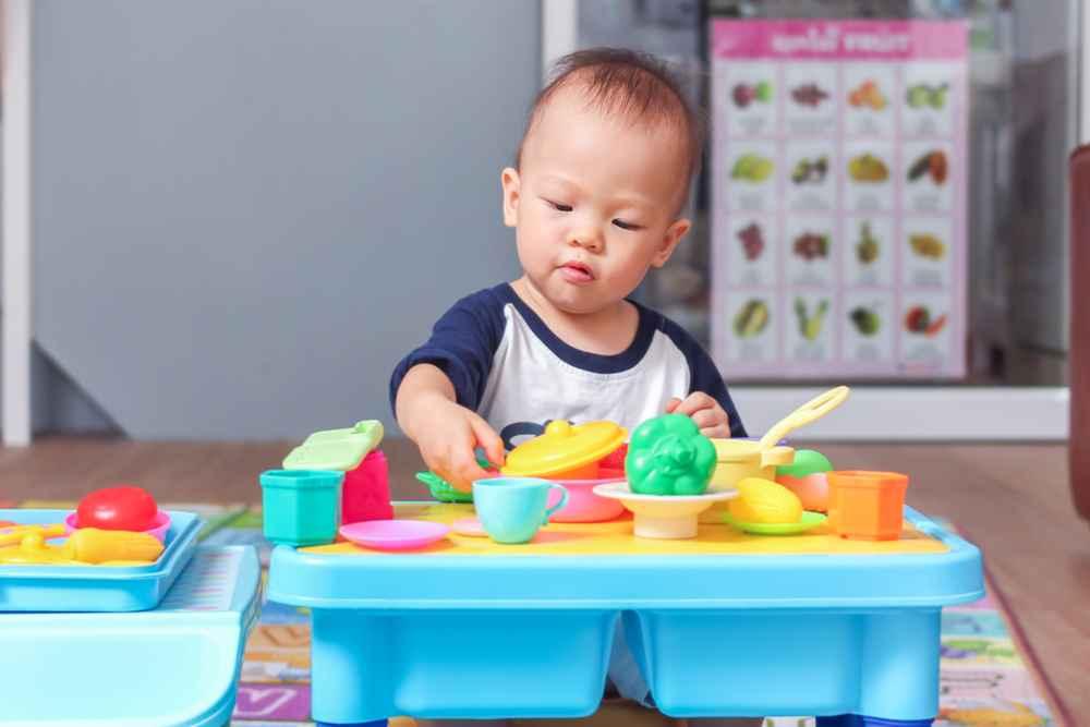 Stimulasi anak 1 tahun